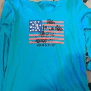 Long sleeve never worn